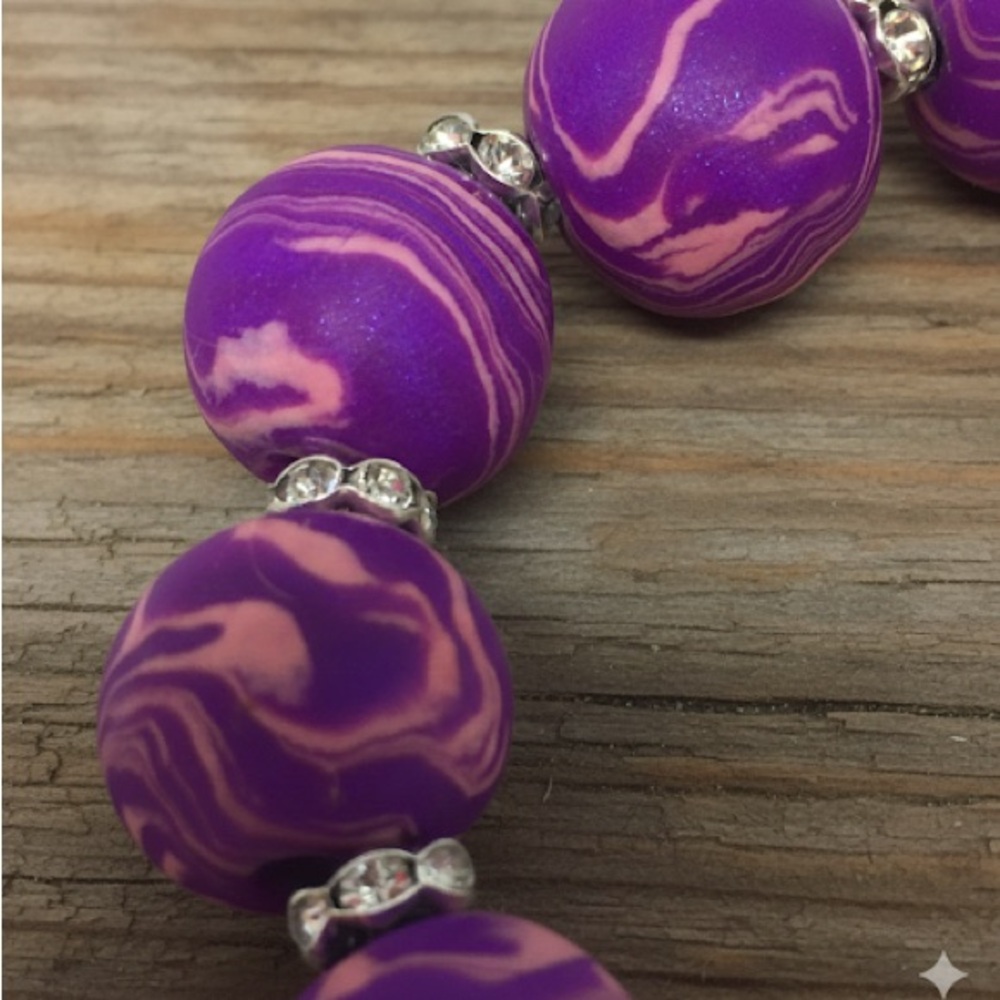 Unique Artisan Purple Marble-Look Beaded Bracelet with Rhinestone Spacers - Picture 7 of 11
